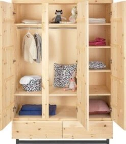Schardt Kleiderschrank Zirbenholz, 3 Türen 11 Schardt Kleiderschrank Zirbenholz, 3 Türen -Mytoys Home Store 15470634 04