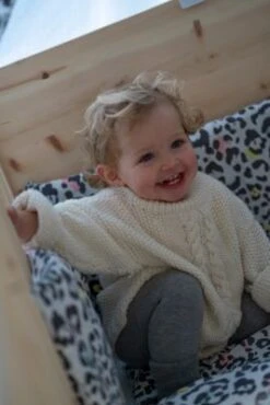 Schardt Kleiderschrank Zirbenholz, 3 Türen 12 Schardt Kleiderschrank Zirbenholz, 3 Türen -Mytoys Home Store 15470634 05