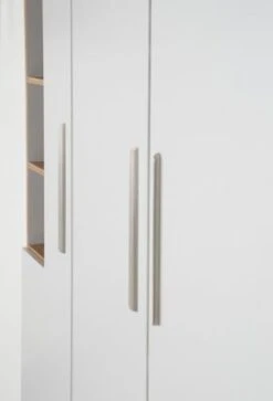 Roba Kleiderschrank 'Tobi', 3 Türen, 1 Schublade, Mit Soft Close-Technik, Drehtürenschrank 12 Roba Kleiderschrank 'Tobi', 3 Türen, 1 Schublade, Mit Soft Close-Technik, Drehtürenschrank -Mytoys Home Store 16362094 05