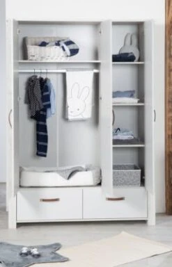 Roba Kleiderschrank 'Mila' 3 Türen, 2 Schubladen, Soft Close-Technik, Drehtürenschrank, Grau/weiß -Mytoys Home Store 16362102 03