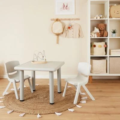 Bieco Kinderstuhl Bis 80kg Belastbar Stapelbar Kippsicher Für Innen & Außen Stuhl Kind Kinderstühle 6 Bieco Kinderstuhl Bis 80kg Belastbar Stapelbar Kippsicher Für Innen & Außen Stuhl Kind Kinderstühle – Bild 4