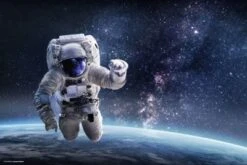 Coveryourdesk Schreibtischunterlage Schreibtischunterlage Schreibunterlage Aus Premium Vinyl - Für Kinder Und Erwachsene - Astronaut Im Weltall - 60 X 40 Cm