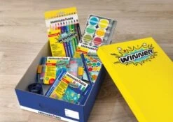 Schulbox/Schulkarton Winner, Faltbar, 100% Aus Recyceltem Papier, 31 X 22 X 9,5 Cm 6 Schulbox/Schulkarton Winner, Faltbar, 100% Aus Recyceltem Papier, 31 X 22 X 9,5 Cm -Mytoys Home Store 20931544 02