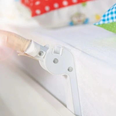 Roba Bettschutzgitter 'Klipp-Klapp', Klappbar, Für Babys & Kinder, Rausfallschutz 150cm, Beige 6 Roba Bettschutzgitter 'Klipp-Klapp', Klappbar, Für Babys & Kinder, Rausfallschutz 150cm, Beige – Bild 4