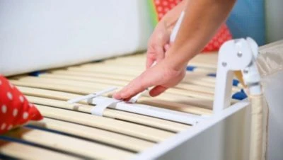 Roba Bettschutzgitter 'Klipp-Klapp', Klappbar, Für Babys & Kinder, Rausfallschutz 150cm, Beige 8 Roba Bettschutzgitter 'Klipp-Klapp', Klappbar, Für Babys & Kinder, Rausfallschutz 150cm, Beige – Bild 6