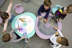 Stokke™ MuTable™ Stuhl, Mauve -Mytoys Home Store 24947694 03