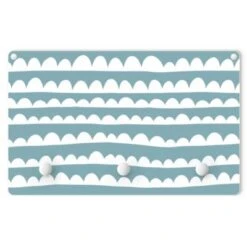 Bilderwelten Kindergarderobe Holz Gezeichnete Weiße Wolkenbänder Auf Taubenblau