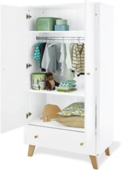 Pinolino Kleiderschrank PAN, 2-türig, Eiche Teilmassiv, Weiß Lackiert 7 Pinolino Kleiderschrank PAN, 2-türig, Eiche Teilmassiv, Weiß Lackiert -Mytoys Home Store 5378801 02