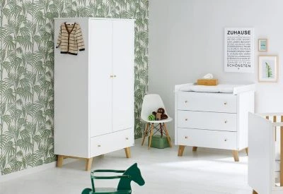 Pinolino Kleiderschrank PAN, 2-türig, Eiche Teilmassiv, Weiß Lackiert 6 Pinolino Kleiderschrank PAN, 2-türig, Eiche Teilmassiv, Weiß Lackiert – Bild 4